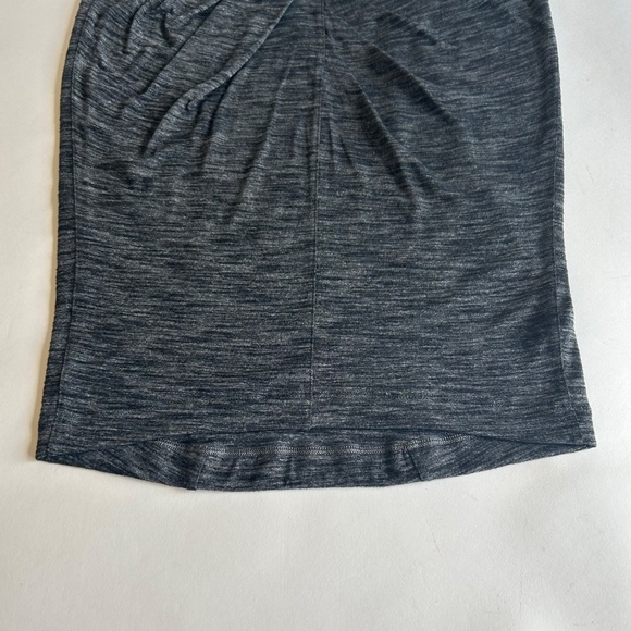 New Lululemon Grey Skirt size 6 - Picture 3 of 10